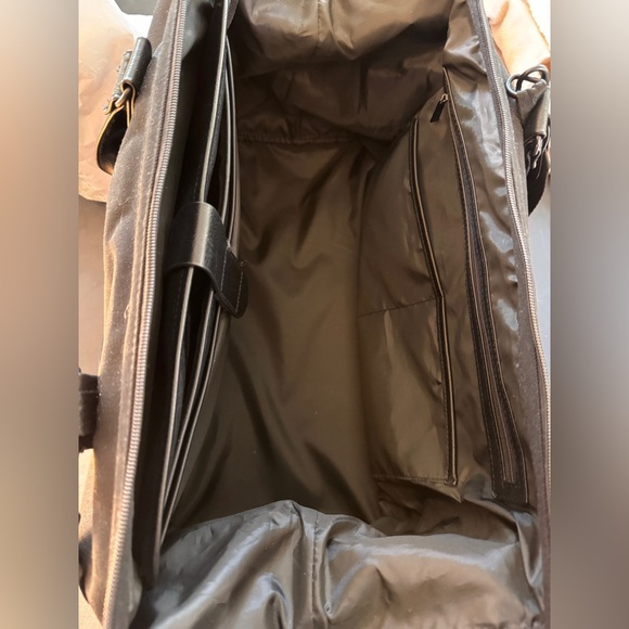 BEIS Convertible Weekender - Picture 7 of 7